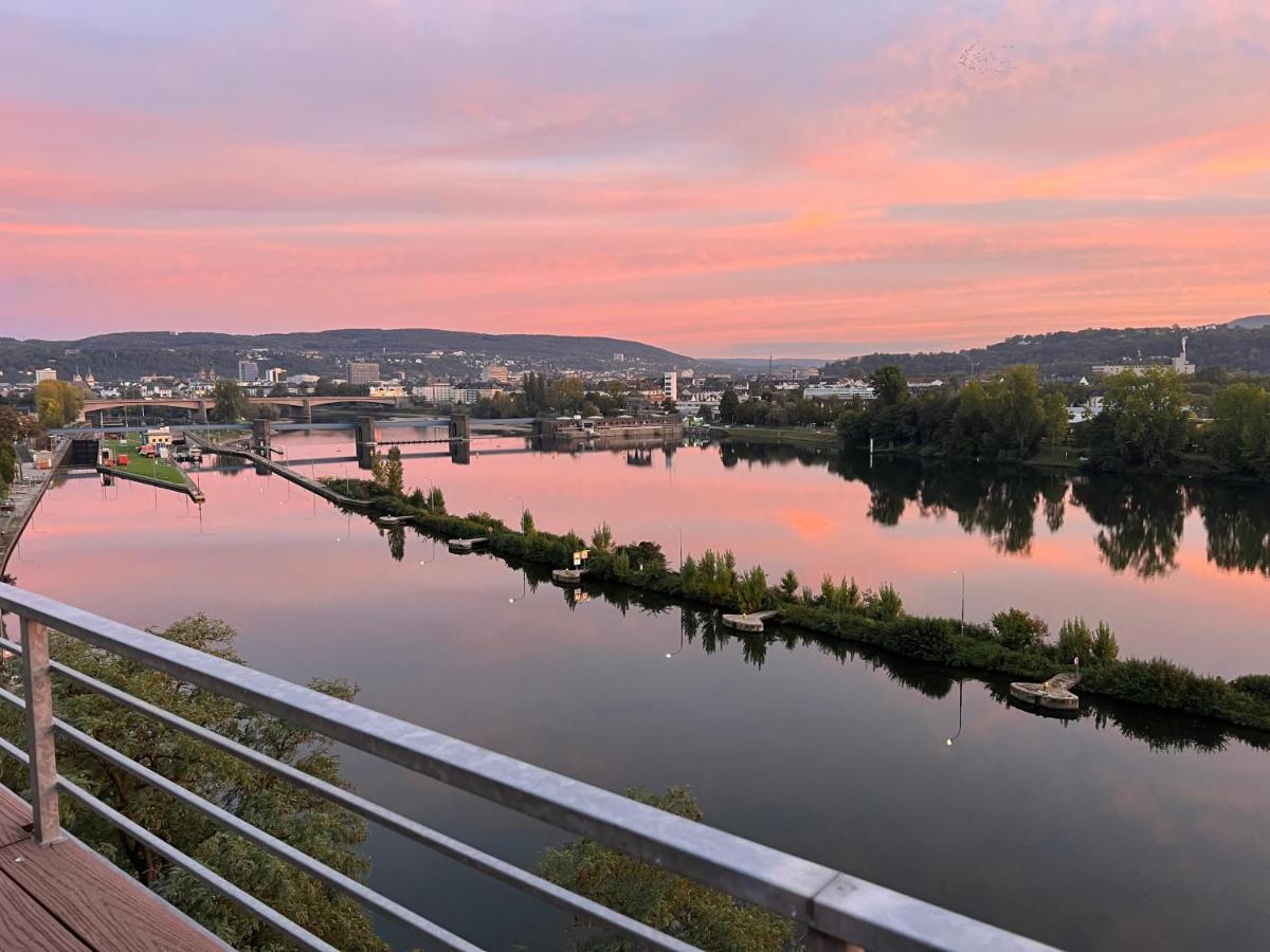 Penthouse Wohnung Mit Schoenem Moselblick In Metternich Koblenz  Exterior foto