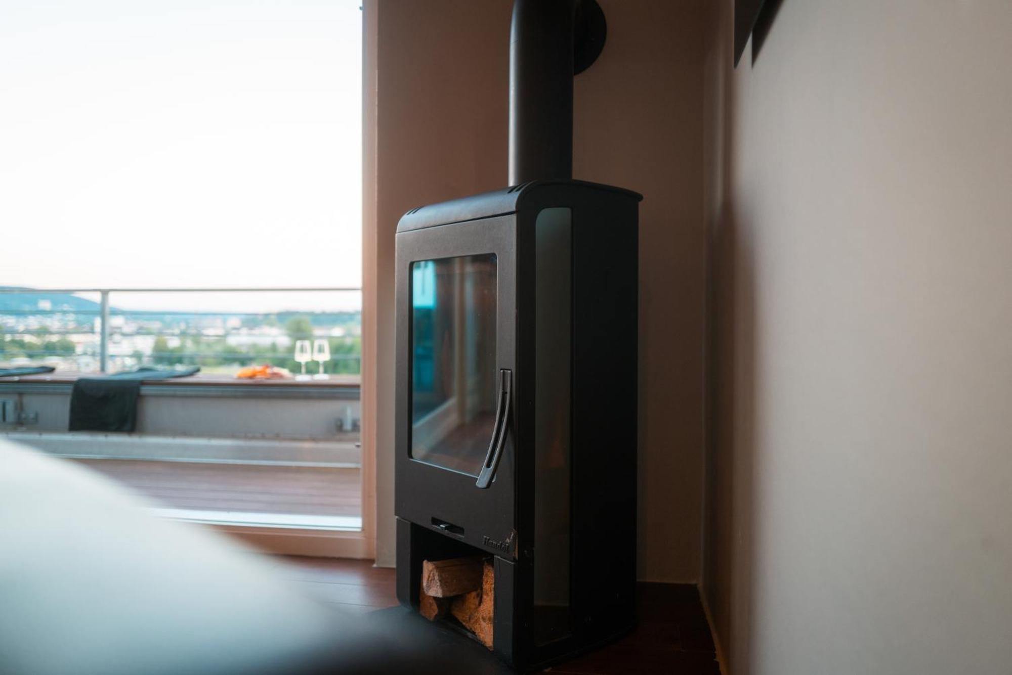 Penthouse Wohnung Mit Schoenem Moselblick In Metternich Koblenz  Exterior foto