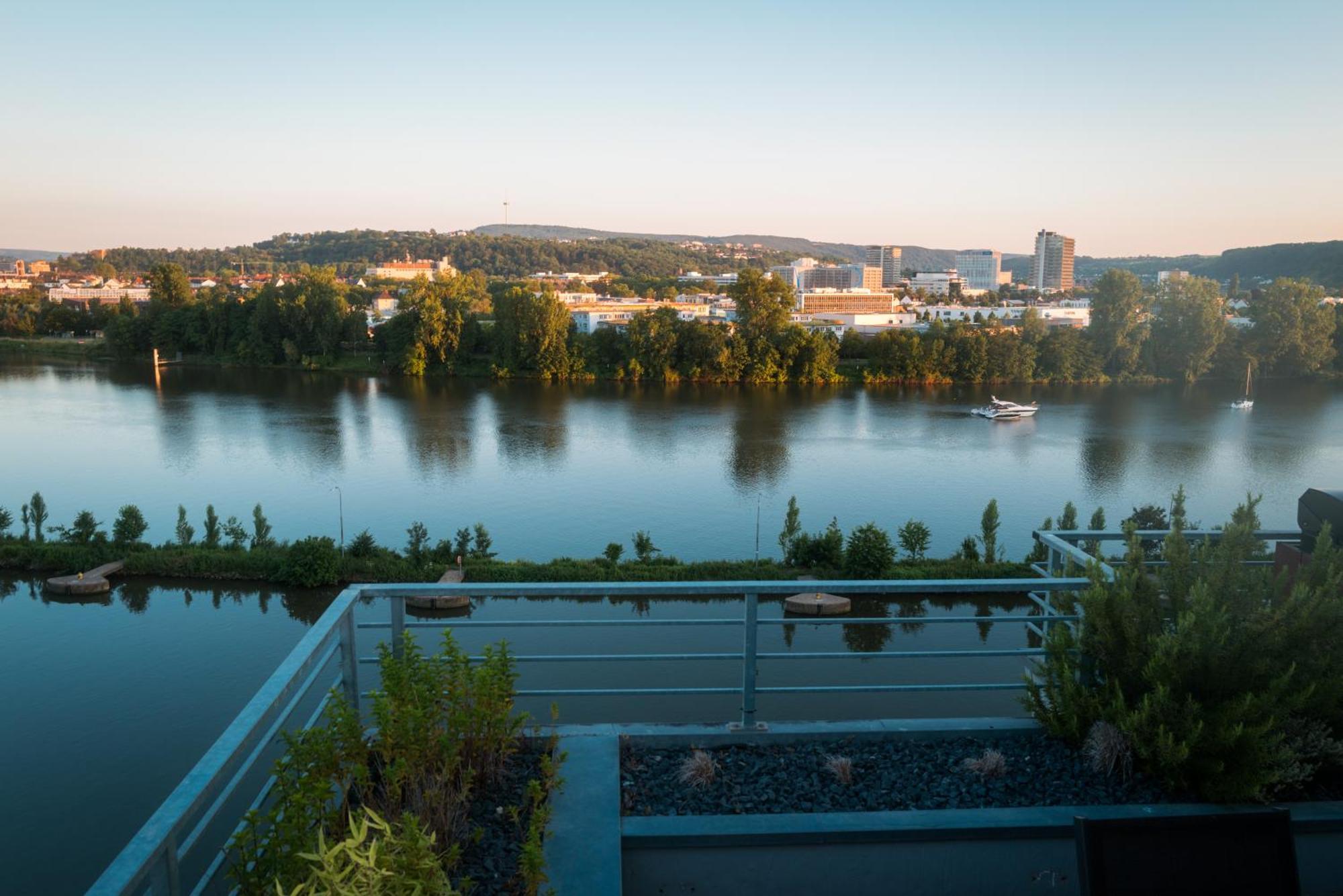 Penthouse Wohnung Mit Schoenem Moselblick In Metternich Koblenz  Exterior foto