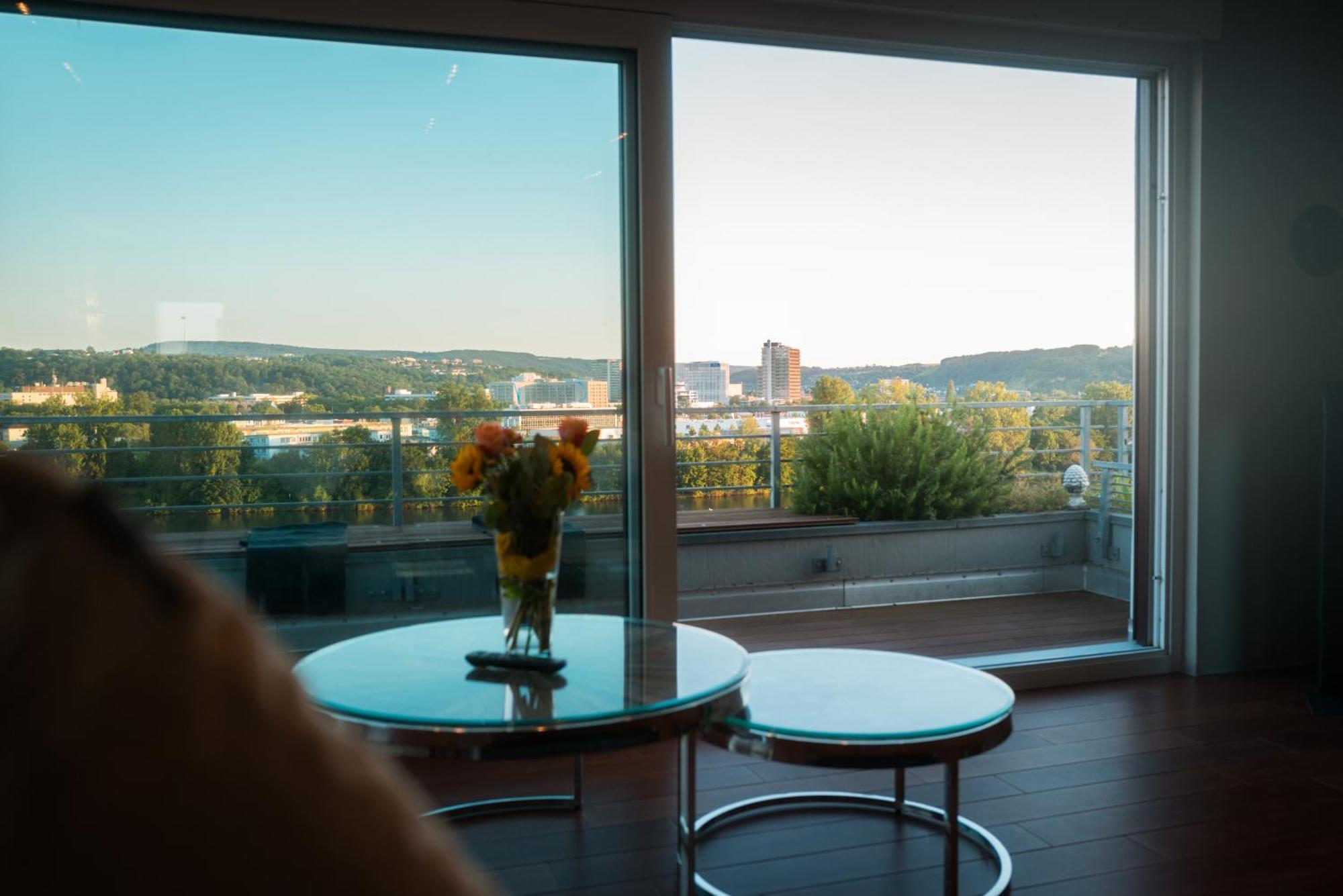 Penthouse Wohnung Mit Schoenem Moselblick In Metternich Koblenz  Exterior foto