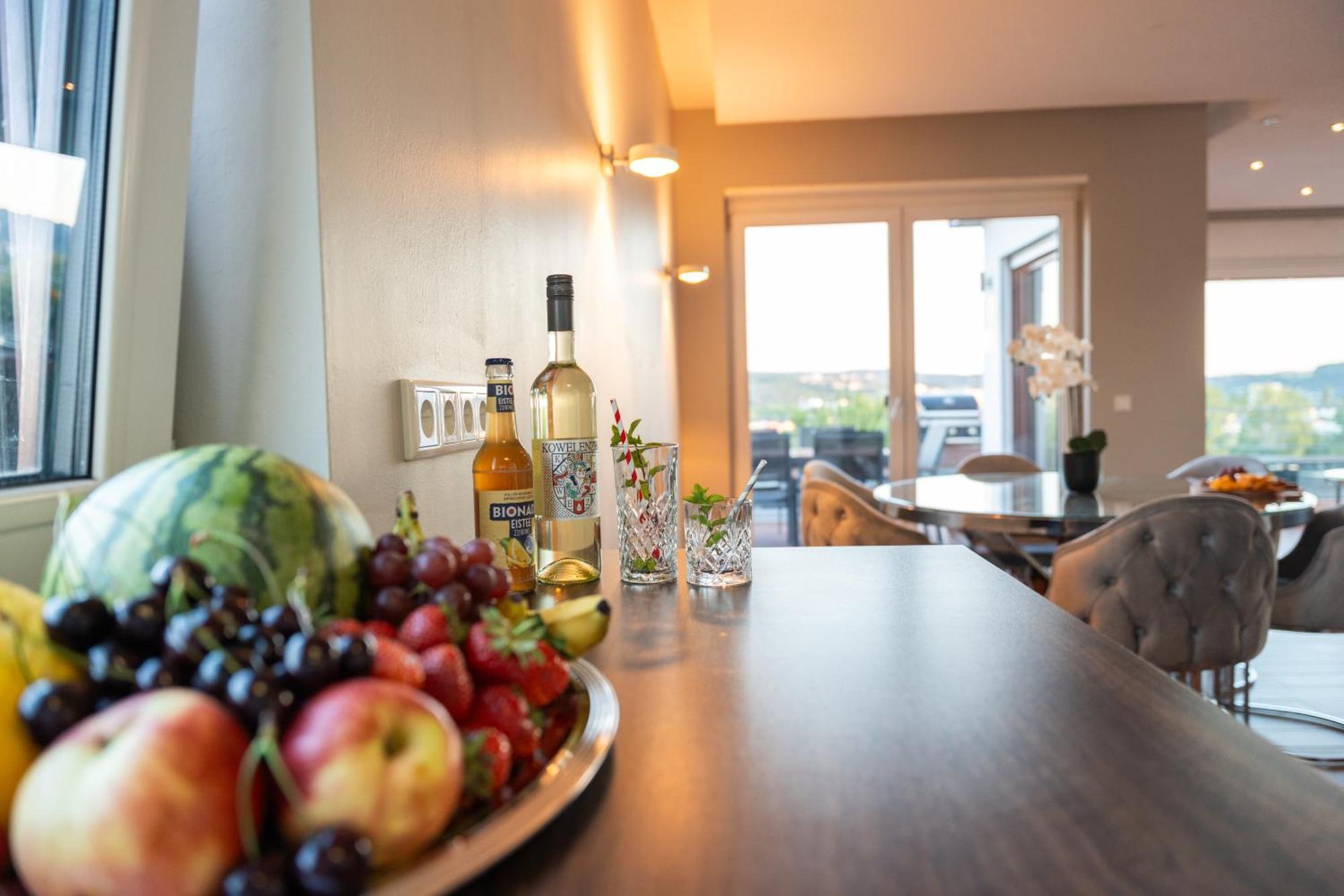 Penthouse Wohnung Mit Schoenem Moselblick In Metternich Koblenz  Exterior foto