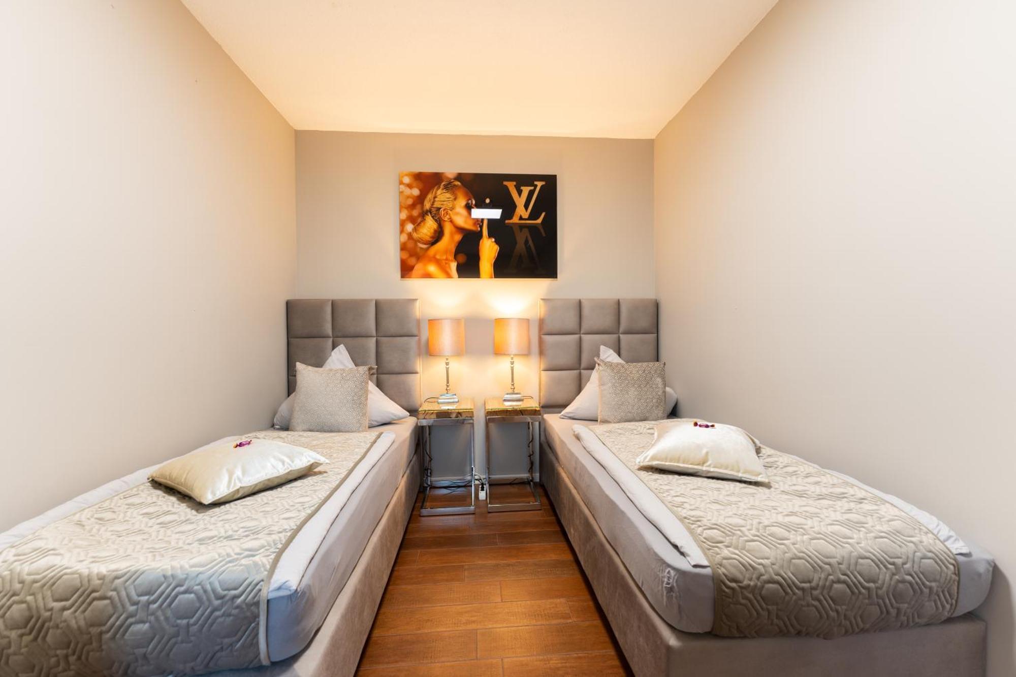 Penthouse Wohnung Mit Schoenem Moselblick In Metternich Koblenz  Exterior foto