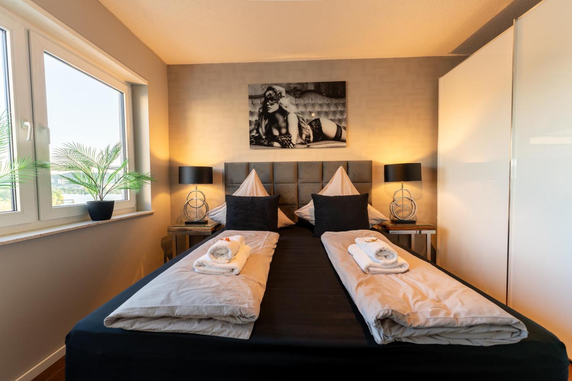 Penthouse Wohnung Mit Schoenem Moselblick In Metternich Koblenz  Exterior foto